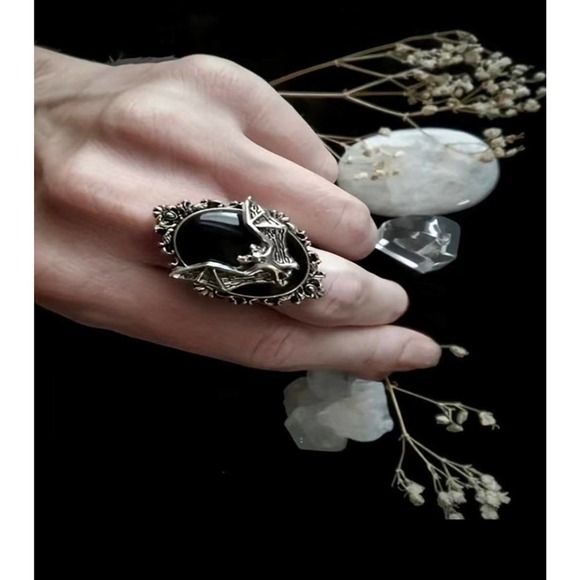 Bat Ring Halloween Gothic Victorian Cameo Faux Onyx Gemstone Open Finger - Picture 1 of 5